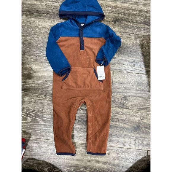 Carter's Other - Carter’s long sleeve fleece jumpsuit